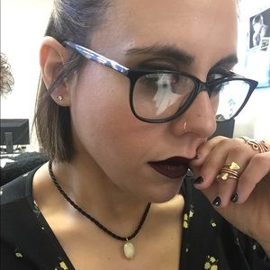 Meet your Posher, Casey